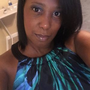 Meet your Posher, Charmaine